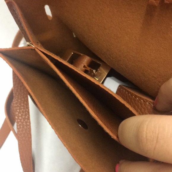 🆕 brown cross bag - Picture 4 of 4